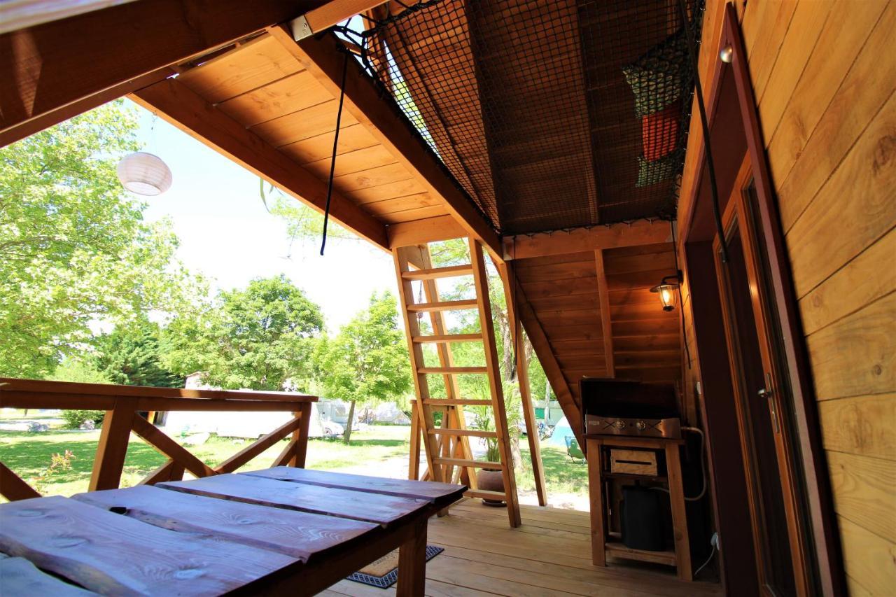 Habitat Createur - Hebergements Insolites Au Camping Municipal "Les Ecureuils" Recoubeau-Jansac 外观 照片