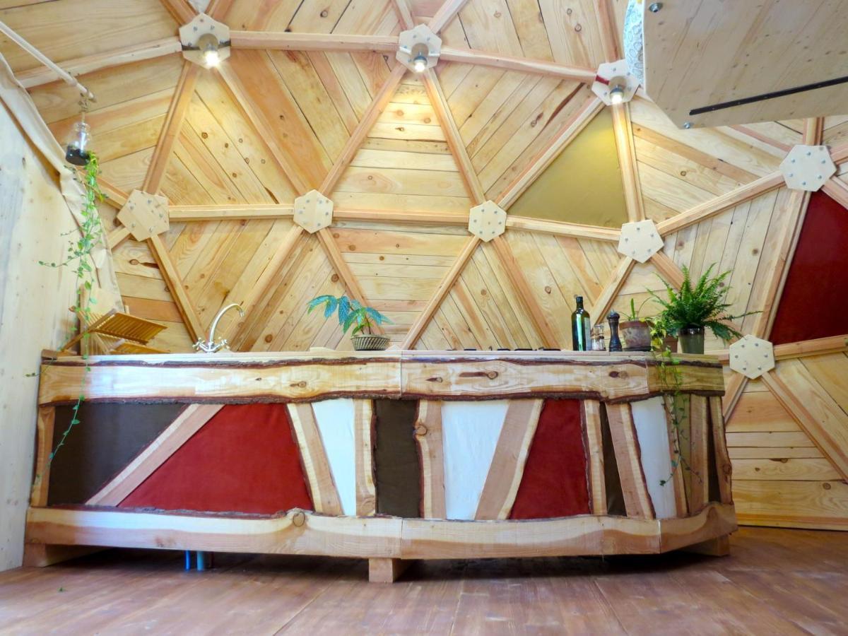 Habitat Createur - Hebergements Insolites Au Camping Municipal "Les Ecureuils" Recoubeau-Jansac 外观 照片