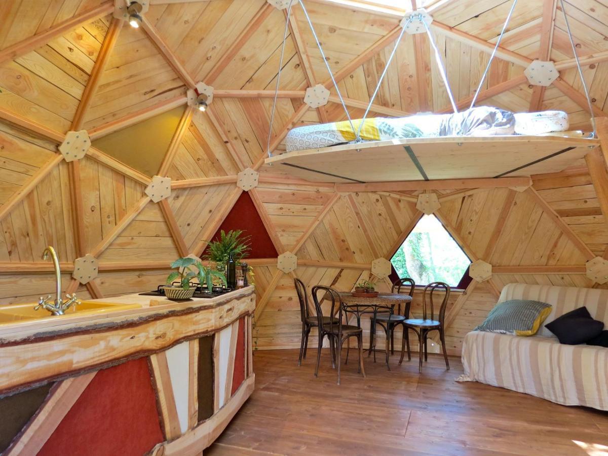 Habitat Createur - Hebergements Insolites Au Camping Municipal "Les Ecureuils" Recoubeau-Jansac 外观 照片