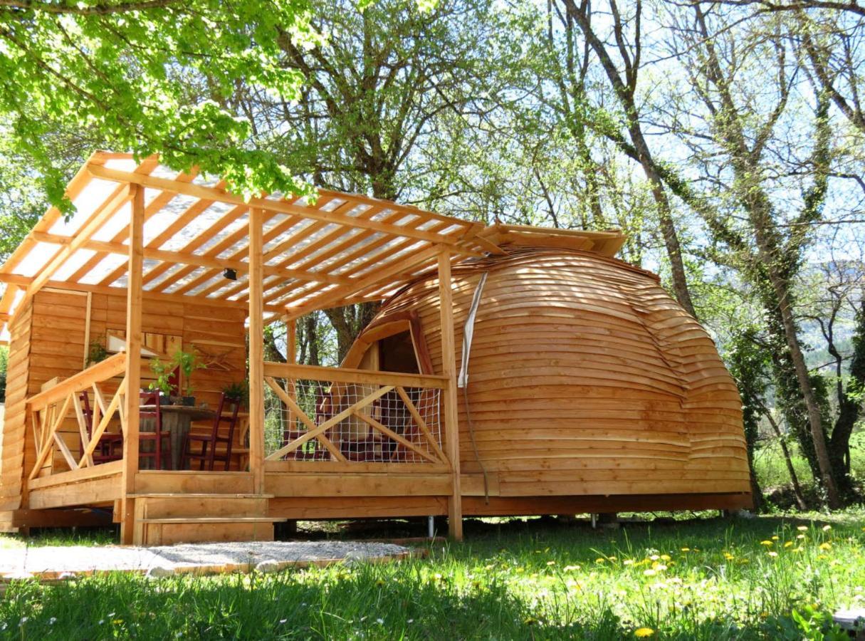 Habitat Createur - Hebergements Insolites Au Camping Municipal "Les Ecureuils" Recoubeau-Jansac 外观 照片