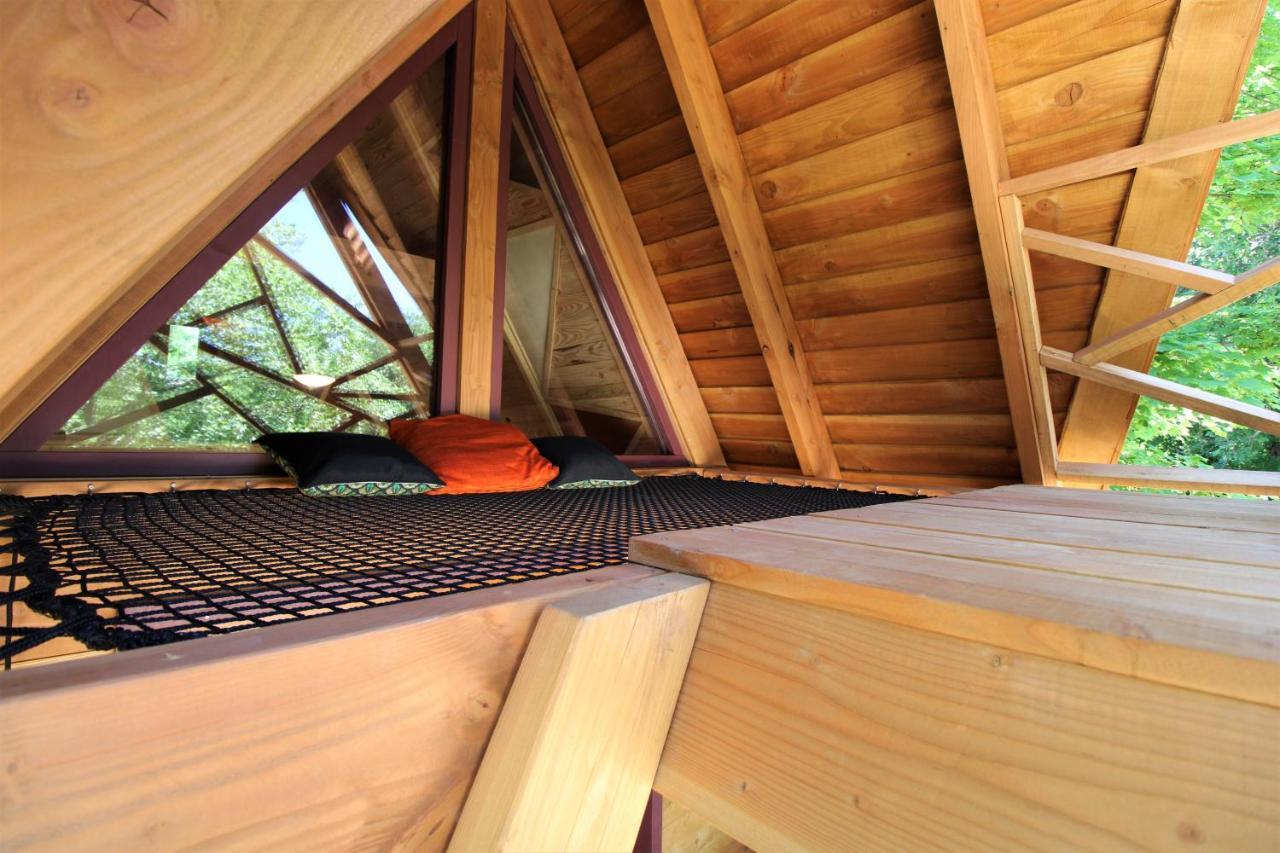 Habitat Createur - Hebergements Insolites Au Camping Municipal "Les Ecureuils" Recoubeau-Jansac 外观 照片