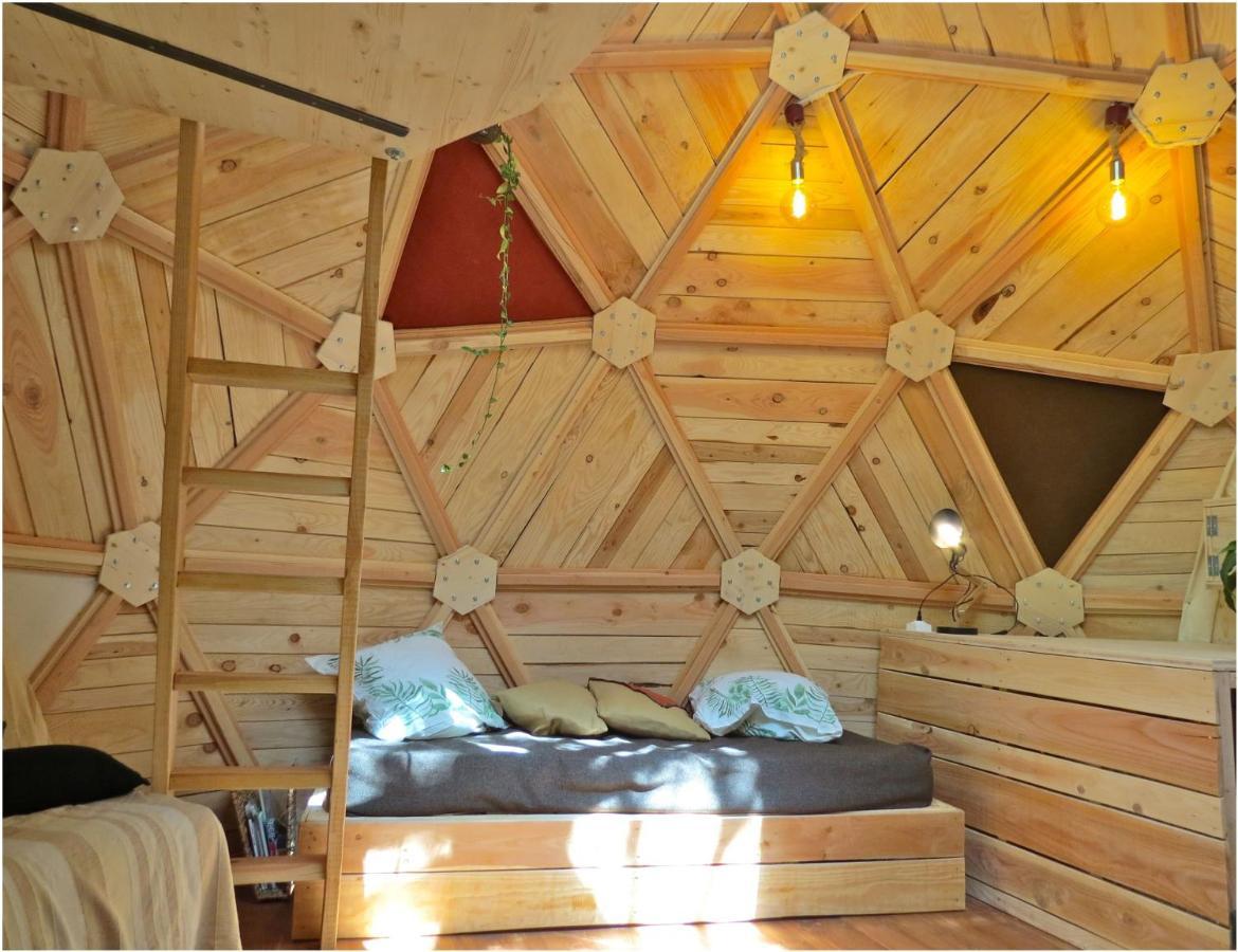 Habitat Createur - Hebergements Insolites Au Camping Municipal "Les Ecureuils" Recoubeau-Jansac 外观 照片