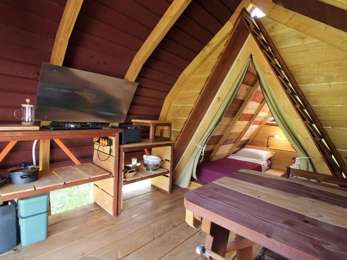 Habitat Createur - Hebergements Insolites Au Camping Municipal "Les Ecureuils" Recoubeau-Jansac 外观 照片