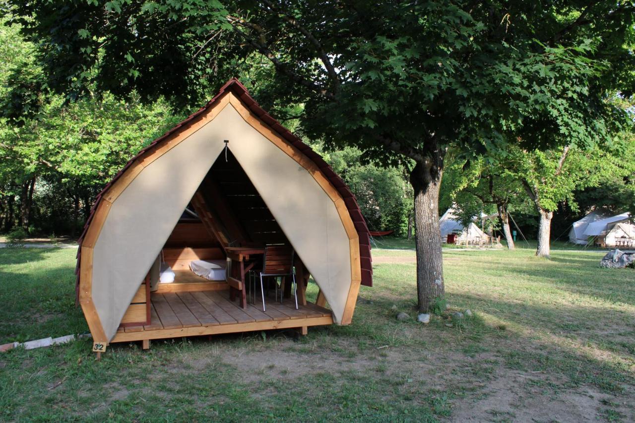 Habitat Createur - Hebergements Insolites Au Camping Municipal "Les Ecureuils" Recoubeau-Jansac 外观 照片