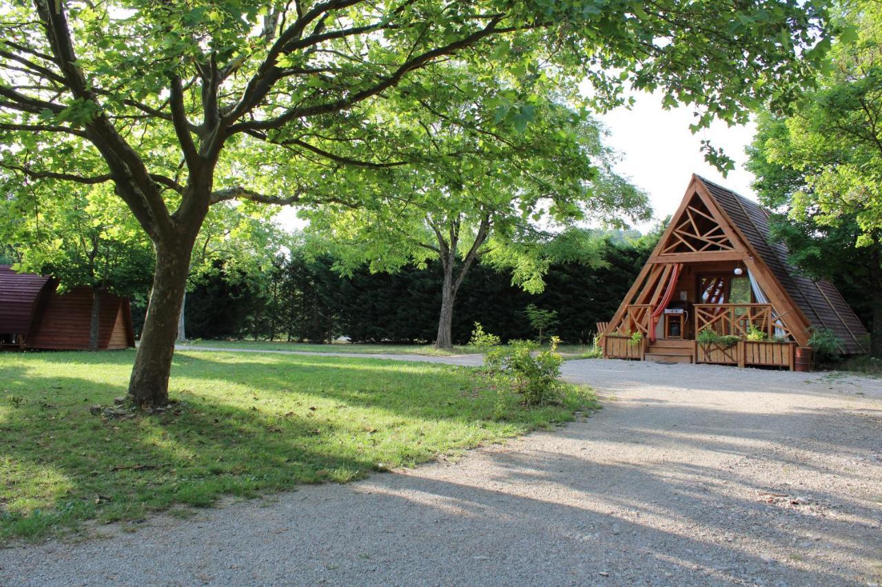 Habitat Createur - Hebergements Insolites Au Camping Municipal "Les Ecureuils" Recoubeau-Jansac 外观 照片
