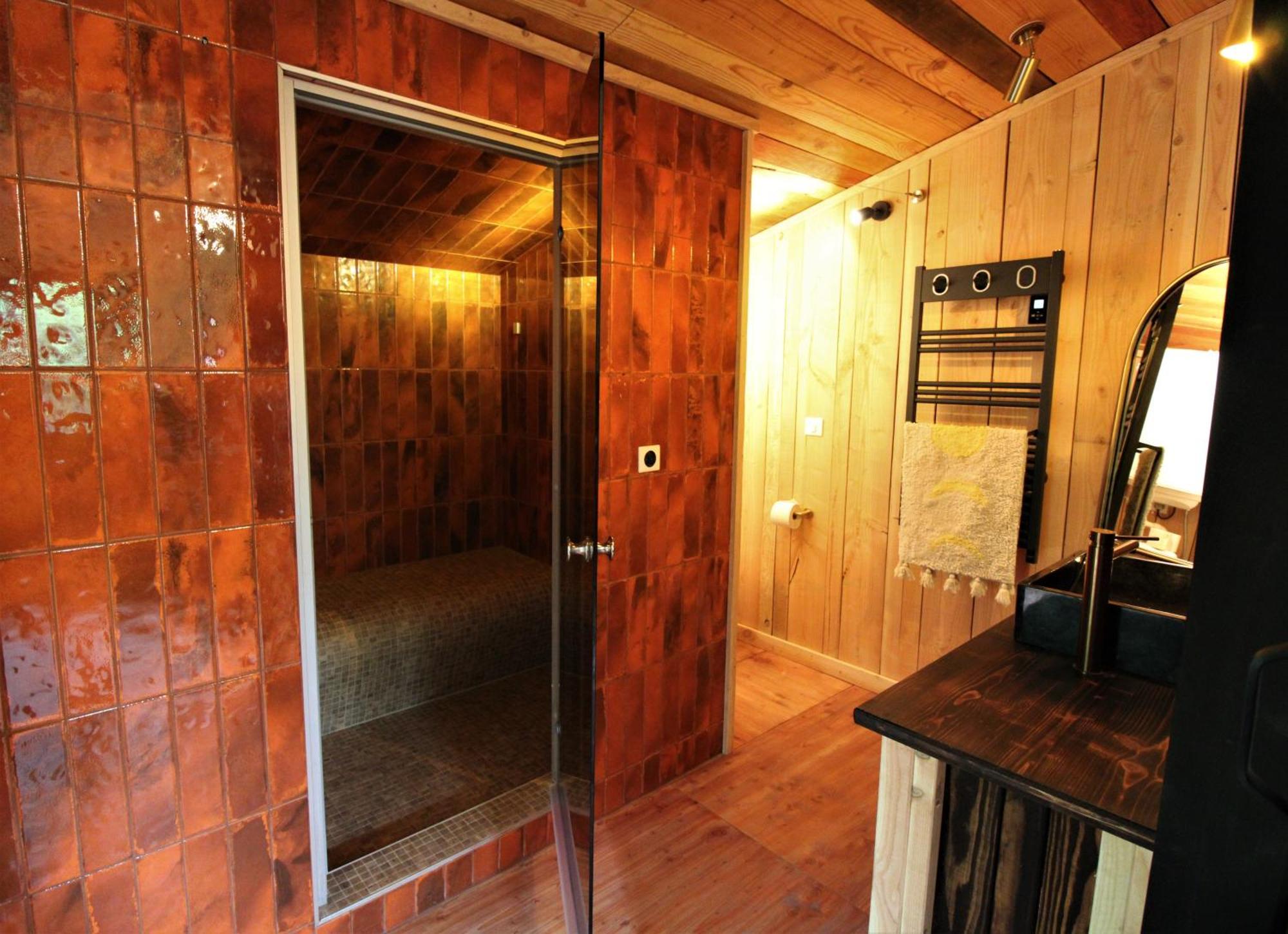 Habitat Createur - Hebergements Insolites Au Camping Municipal "Les Ecureuils" Recoubeau-Jansac 外观 照片